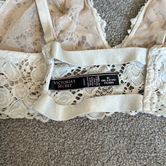 Victoria’s Secret Bralette - Picture 3 of 3